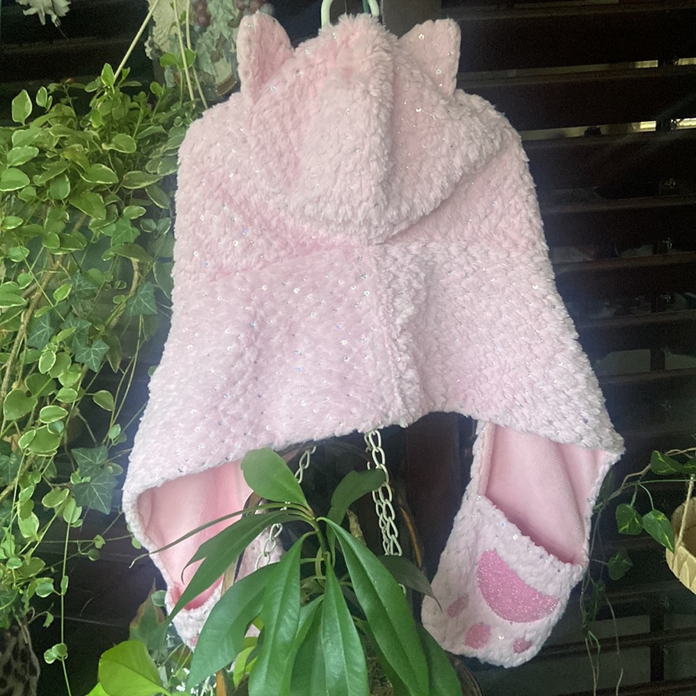 Fleece kitty kat hooded scarf with hand warming paws/pockets & sequin sparkles 💖